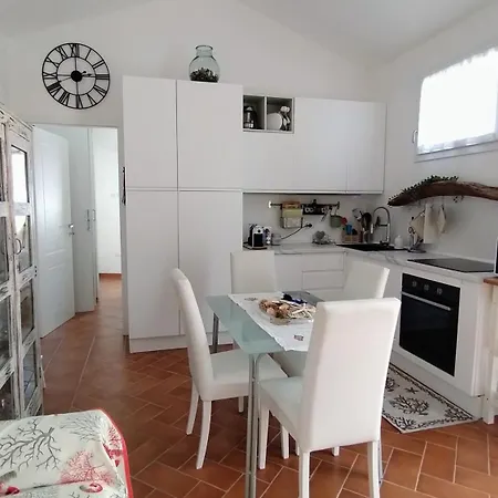 La Maisonette - Centro Storico بيت للعطل *